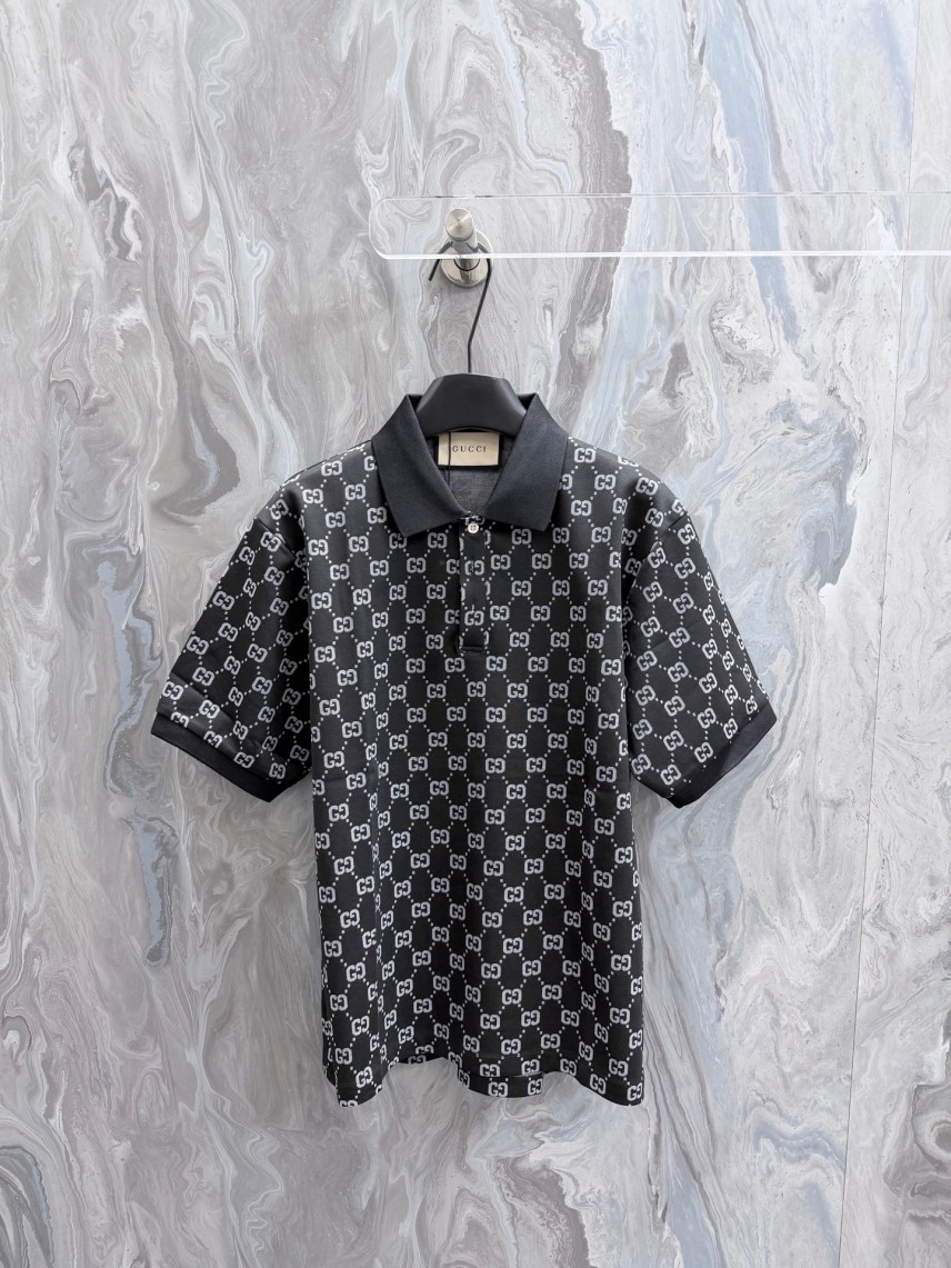 グッチ ロゴTシャツ メンズ レディース｜カジュアル&times;高級感が融合した人気定番