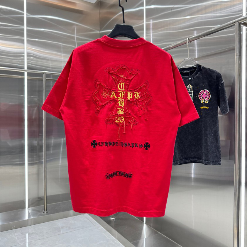 クロムハーツメンズ・レディース半袖Tシャツで叶える、個性と存在感のあるスタイル