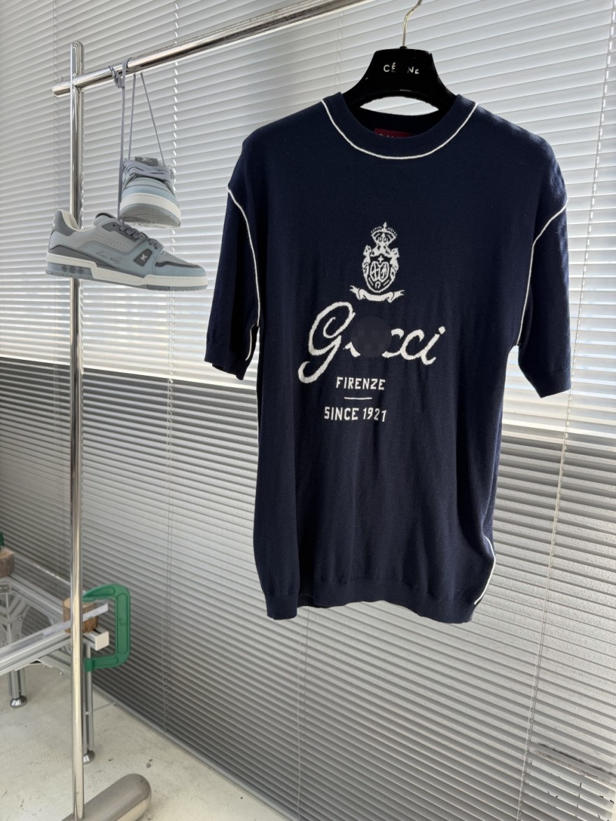 グッチ メンズ・レディース ニット半袖Tシャツ &mdash; 夏のラグジュアリースタイルを極める