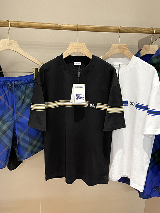 バーバリー  ストライプ装飾小さな軍馬刺繍ファッション半袖Tシャツ