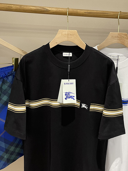 バーバリー  ストライプ装飾小さな軍馬刺繍ファッション半袖Tシャツ