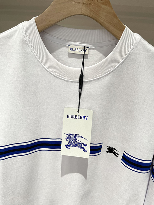 バーバリー  ストライプ装飾小さな軍馬刺繍ファッション半袖Tシャツ