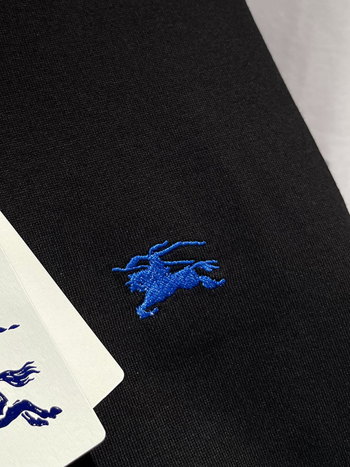 バーバリー  新しいメンズ軍馬クルーネック半袖Tシャツ