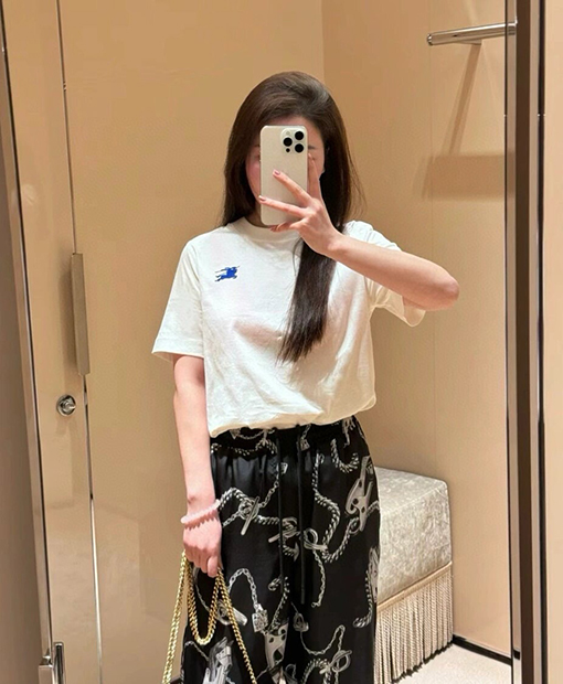 バーバリー  新しいメンズ軍馬クルーネック半袖Tシャツ