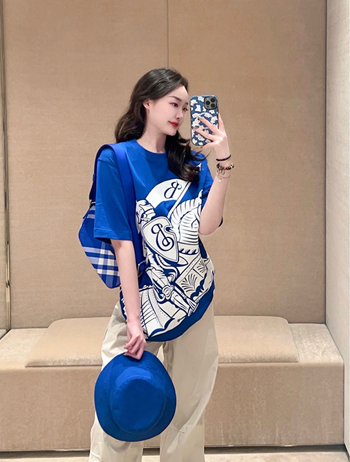 バーバリー  乗馬軍馬騎士プリントデザイン半袖Tシャツ