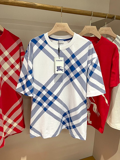 バーバリー  新しいチェック柄のコットンTシャツ