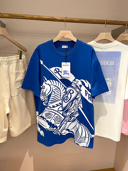 バーバリー  乗馬軍馬騎士プリントデザイン半袖Tシャツ
