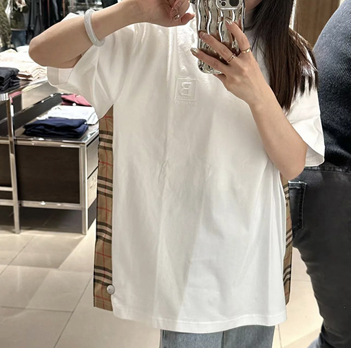 バーバリー  新しいヴィンテージチェック柄のパッチワーク半袖Tシャツ