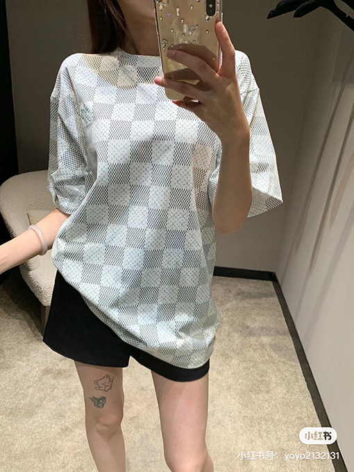 ルイヴィトンコピー  新しいチェック柄の半袖Tシャツ