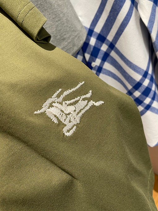 バーバリー  新しい2色のコットン半袖Tシャツ