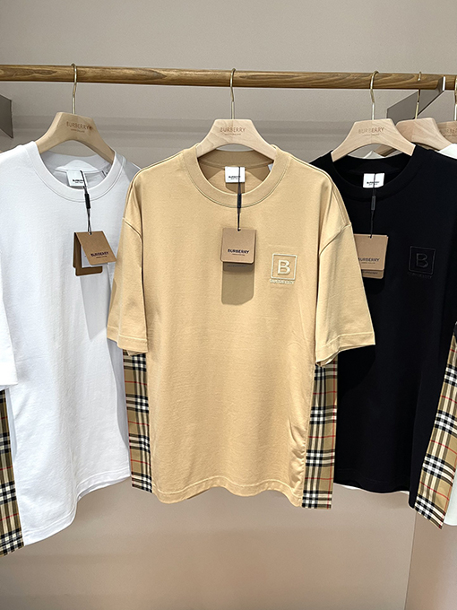 バーバリー  新しいヴィンテージチェック柄のパッチワーク半袖Tシャツ