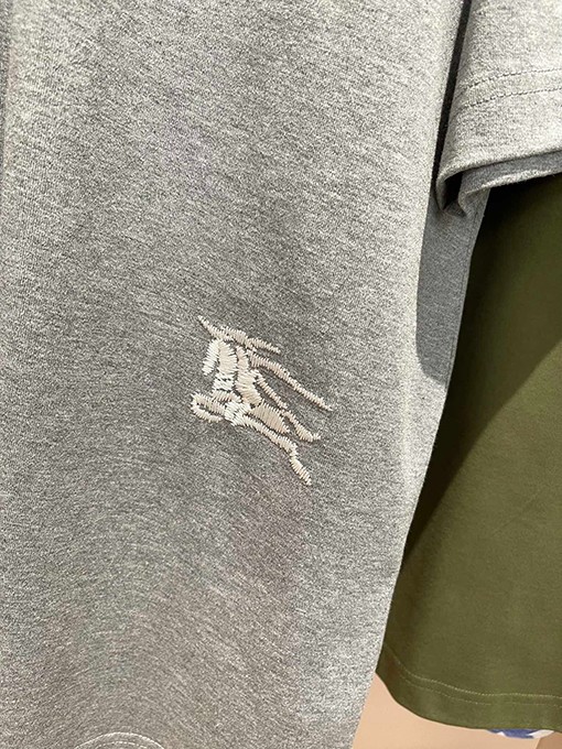 バーバリー  新しい2色のコットン半袖Tシャツ