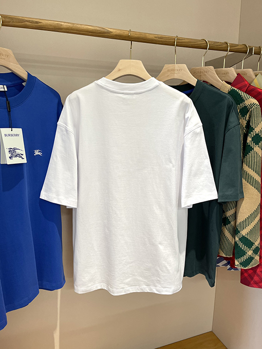 バーバリー  新しいメンズ軍馬クルーネック半袖Tシャツ