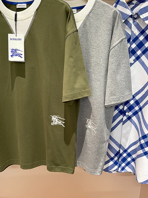 バーバリー  新しい2色のコットン半袖Tシャツ