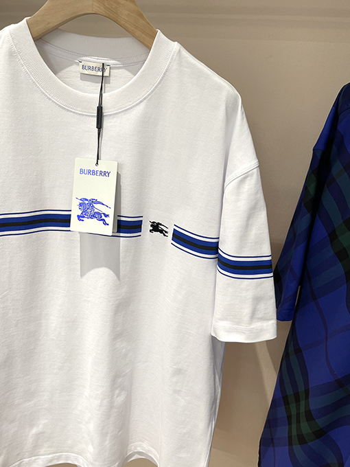 バーバリー  ストライプ装飾小さな軍馬刺繍ファッション半袖Tシャツ