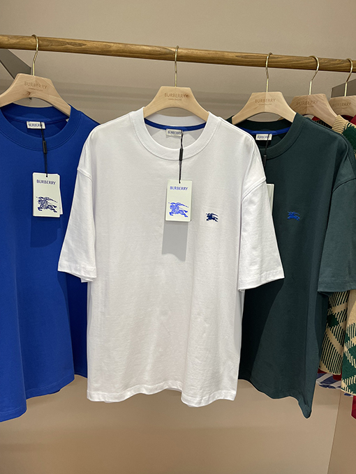 バーバリー  新しいメンズ軍馬クルーネック半袖Tシャツ