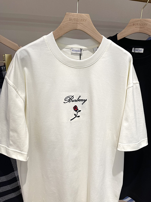 バーバリースーパーコピー  新しいローズコットン半袖Tシャツ