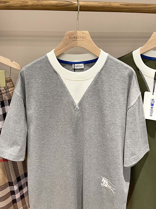 バーバリー  新しい2色のコットン半袖Tシャツ