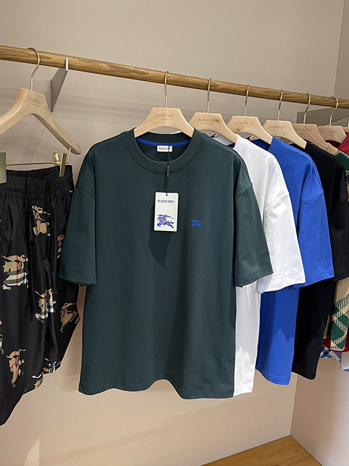 バーバリー  新しいメンズ軍馬クルーネック半袖Tシャツ