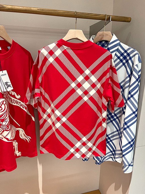 バーバリー  新しいチェック柄のコットンTシャツ