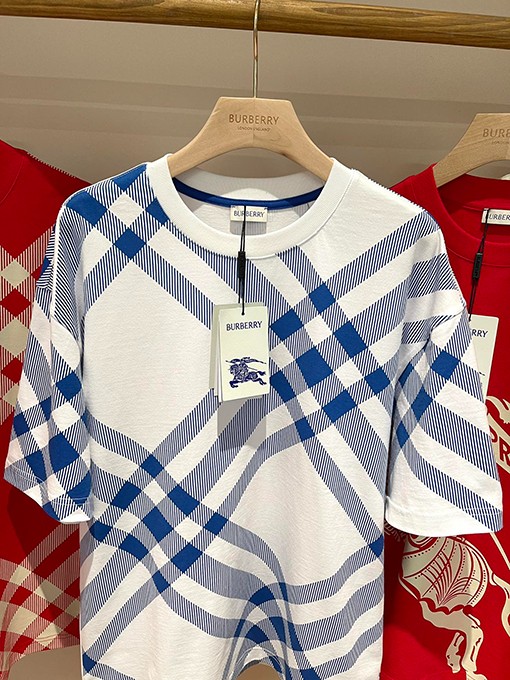 バーバリー  新しいチェック柄のコットンTシャツ