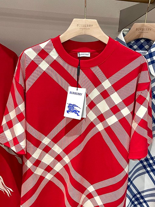 バーバリー  新しいチェック柄のコットンTシャツ