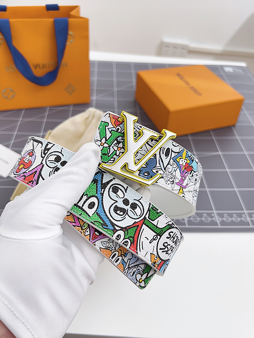 ルイヴィトン  ファッショナブルなヴィンテージプリントベルト