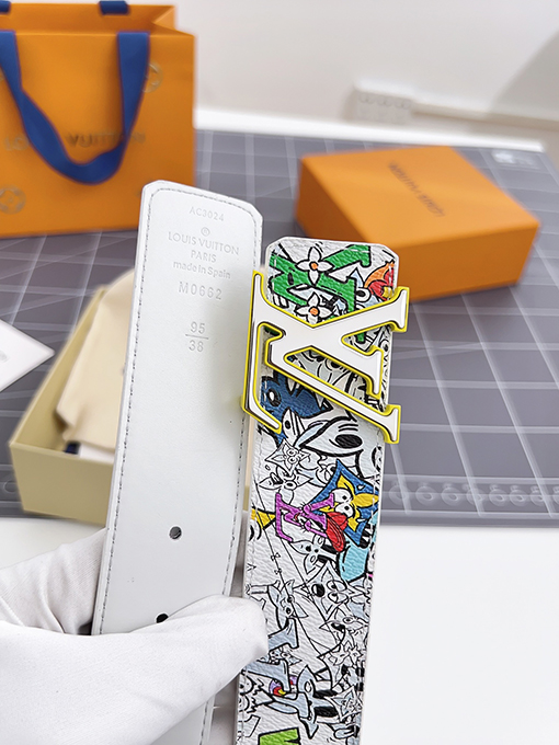 ルイヴィトン  ファッショナブルなヴィンテージプリントベルト