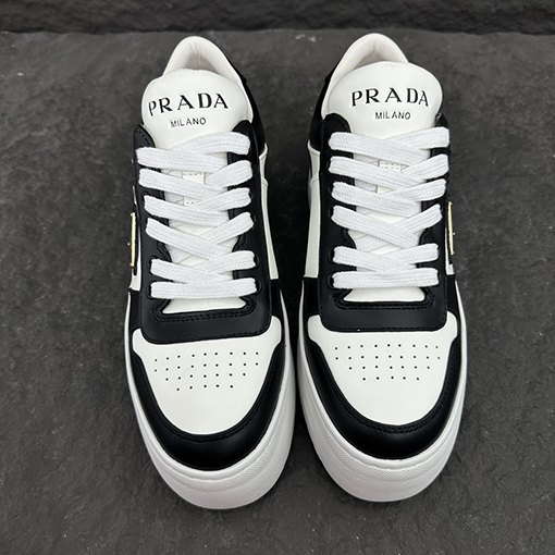 プラダスーパーコピー    Pradaロゴスニーカー