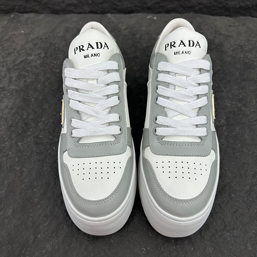 プラダスーパーコピー    Pradaロゴスニーカー