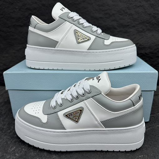 プラダスーパーコピー    Pradaロゴスニーカー