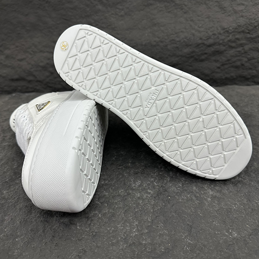 プラダスーパーコピー    Pradaロゴスニーカー