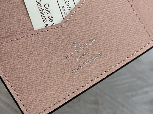 ルイヴィトン  猫のピンクのプリント財布 M60410