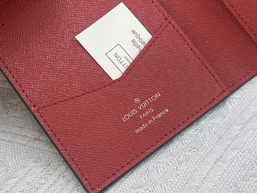 ルイヴィトンコピー   モノグラムキャンバスプリント財布 M64502