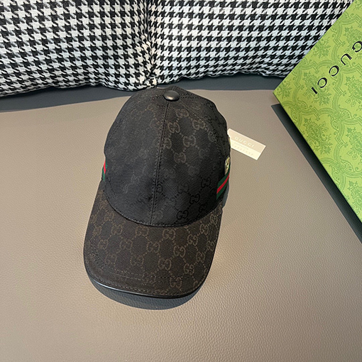 グッチスーパーコピー  クラシックなスチールバックルのサンハット