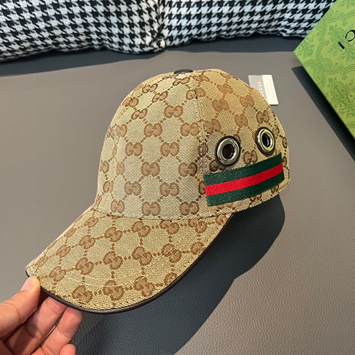 グッチスーパーコピー  クラシックなスチールバックルのサンハット