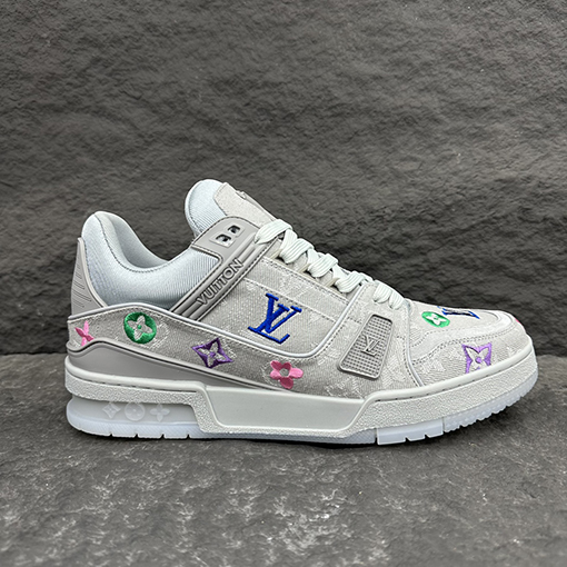 ルイヴィトン    ダミエ3 Dデニム LV ロゴエンボススニーカー