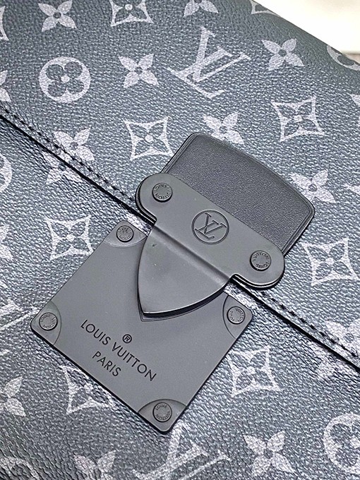 ルイヴィトン   モノグラム・エクリプスコーティングキャンバス LV クラッチバッグ