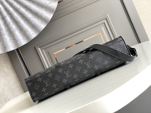 ルイヴィトンスーパーコピー  キャンバス&レザー LV アルファベットエンボストートバッグ M45265