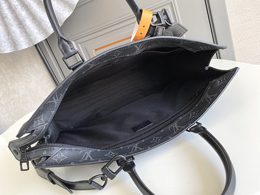 ルイヴィトンスーパーコピー  キャンバス&レザー LV アルファベットエンボストートバッグ M45265