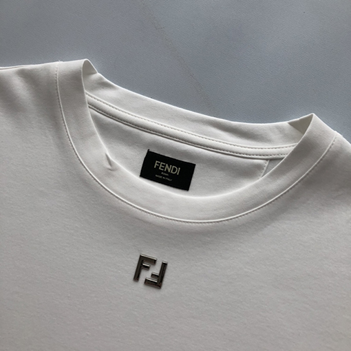 フェンディ 新しいメタリックダブル F 半袖Tシャツ