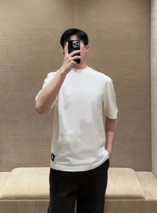 バーバリー 新しいステッカーカジュアルリブラウンドネック半袖Tシャツ
