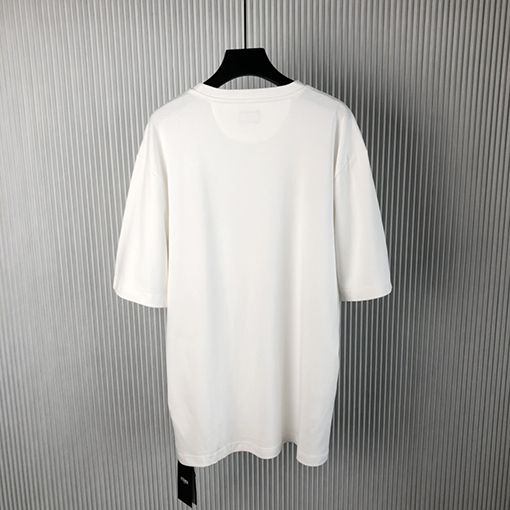 フェンディ 新しいメタリックダブル F 半袖Tシャツ