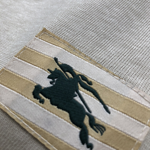 バーバリー 新しいステッカーカジュアルリブラウンドネック半袖Tシャツ