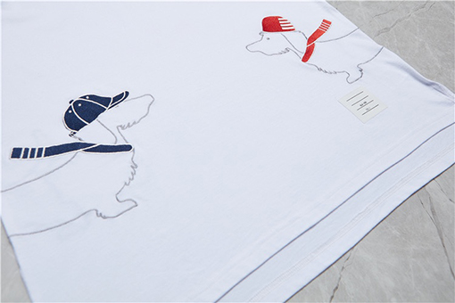 トムブラウンコピー  子犬の刺繍ファッション半袖Tシャツ