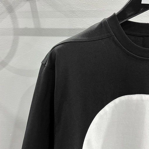 リックオウエンス  大きな円形ステッチパンチラウンドネック半袖Tシャツ