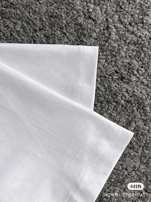 トムブラウン  オーシャンビューセーリングプリントスリット入りラウンドネック半袖Tシャツ