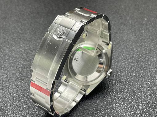 ロレックスコピー VS36 ケースサイズ: 36mm 精度も本物と同じ 腕時計