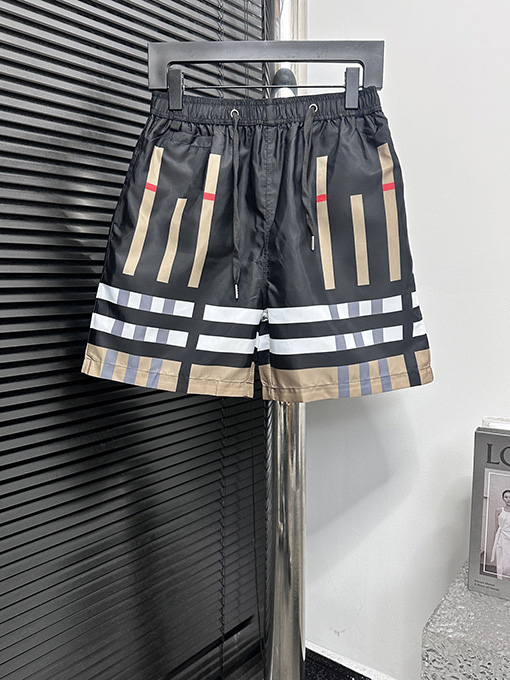 バーバリー24チェックショートパンツ