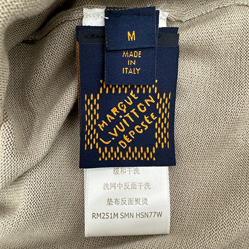 ルイヴィトンスーパーコピーフットボール袖ライン半袖tシャツ
